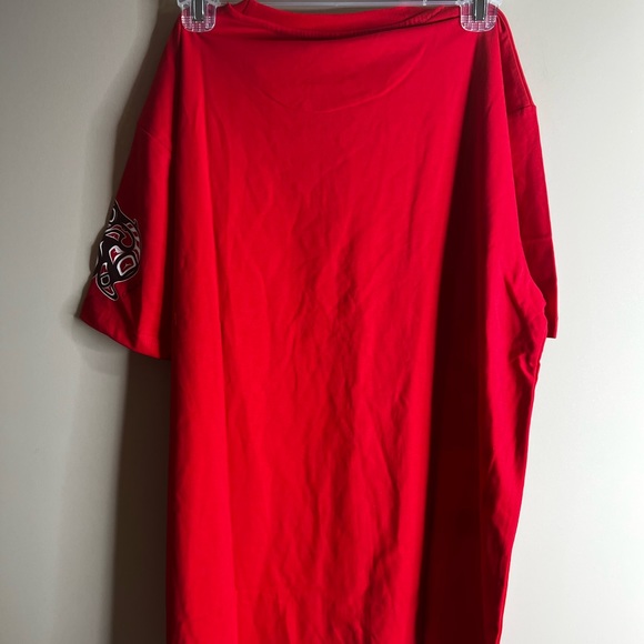 NWT Oscardo Artists t shirt Jamie Sterrith medium - Picture 4 of 10